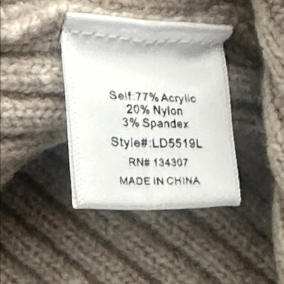 Line & Dot Alta Sweater Dress in Oatmeal Ribbed Off the Shoulder Front Slit Sz M - Picture 9 of 14